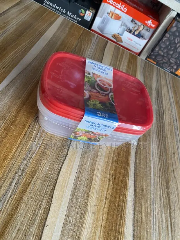 3pcs Airtight Food Storage Containers With Red Lids · Photo 1