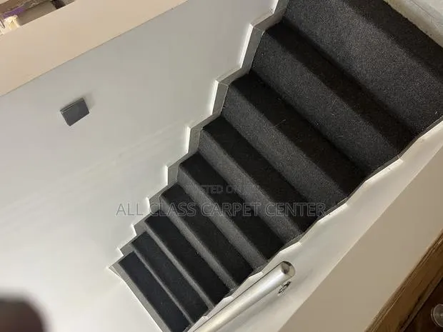 Industrial Floor Carpet (Dark Grey) · Photo 1