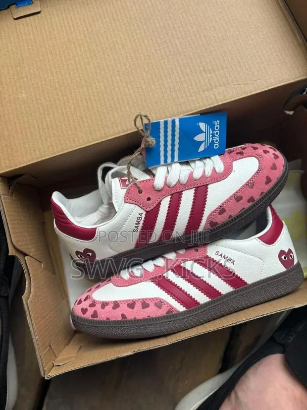 Adidas Samba X Comme Des Garçons Play · Photo 1