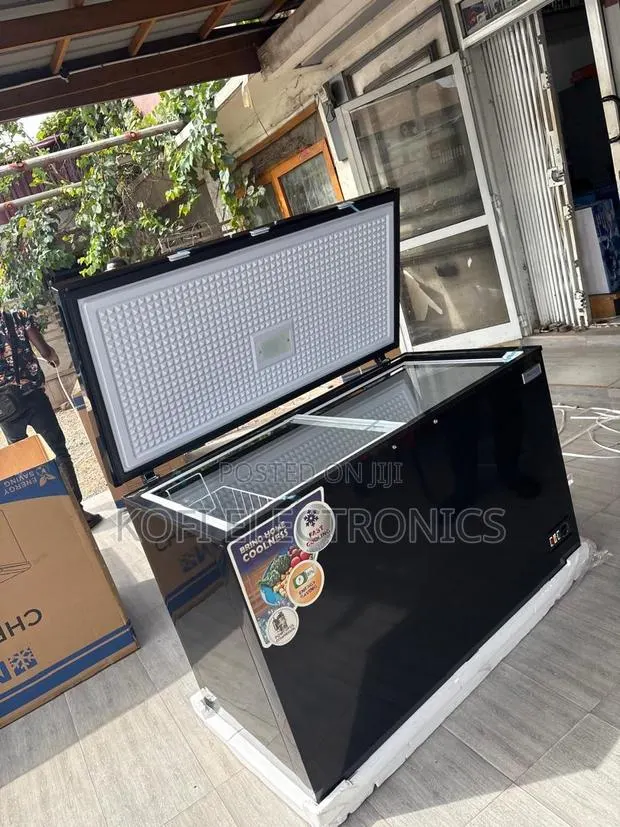 Nasco 400l Super Cooling Black Chest Freezer · Photo 1