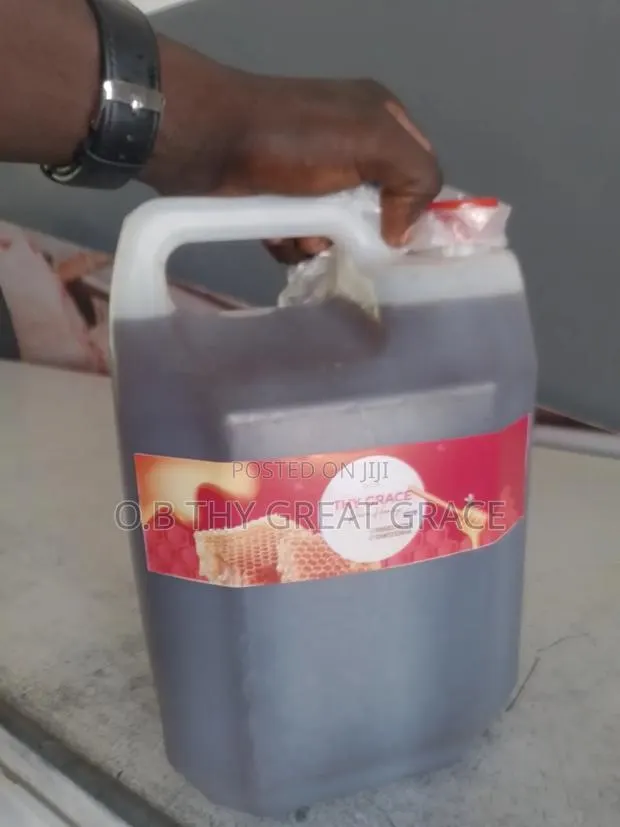 5 Litres Honey Available in Accra Ghana · Photo 1