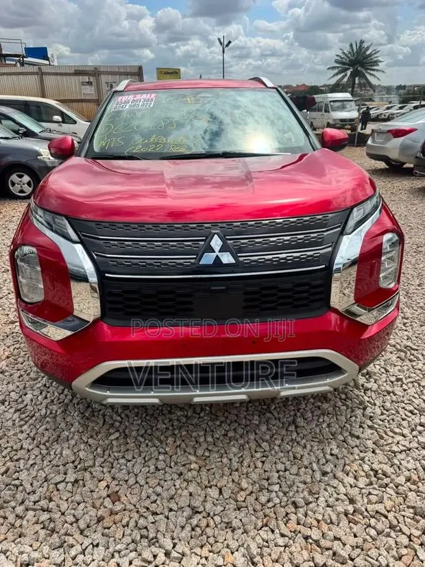 Mitsubishi Outlander SE 2022 Red · Photo 1