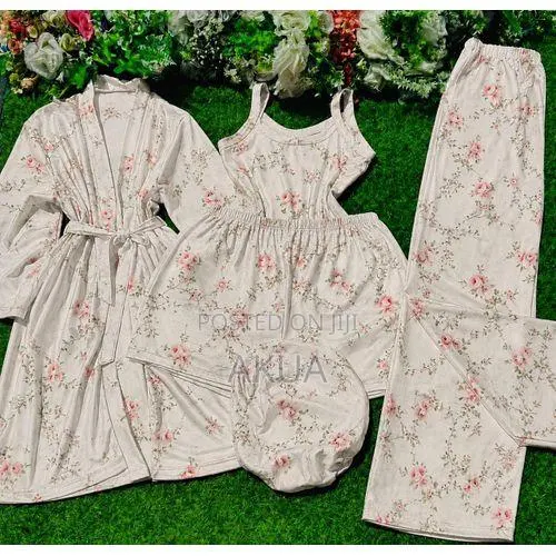 5-in-1 Luxury Floral Sleepwear Set for Women-Cream · Photo 1