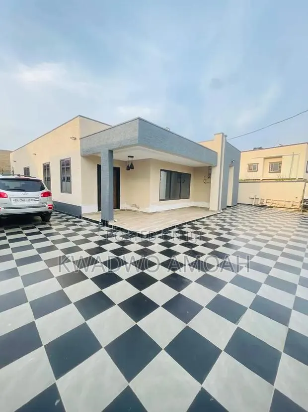 3bdrm House in Olebu for sale · Photo 1