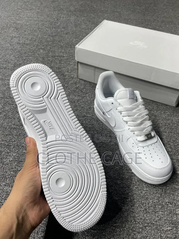 Nike Air Force1 Low · Photo 1