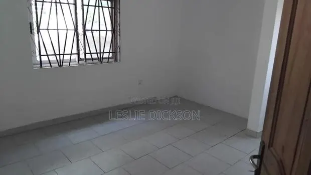 4bdrm Shared Apartment in Dickson Estate, Akuapim North for rent · Photo 1