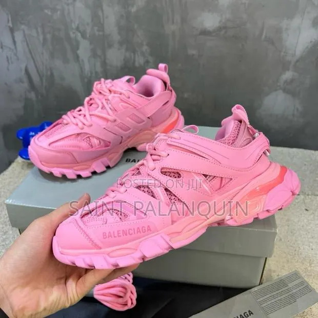 Pink Balenciaga Track · Photo 1