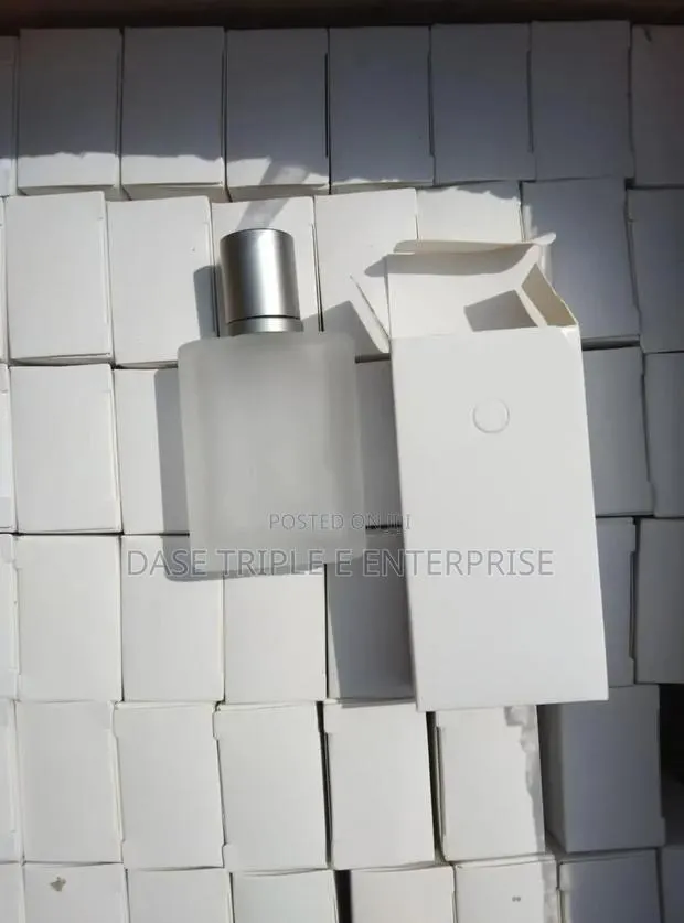 30ml Empty Frost Bottle With Box · Photo 2