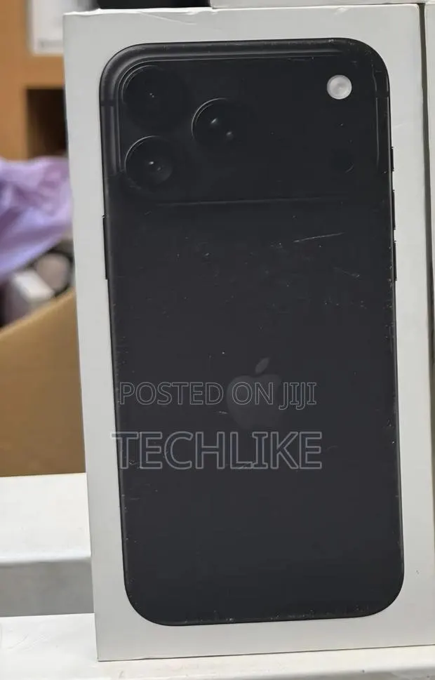 New Apple iPhone 18 Pro 512 GB Black · Photo 1