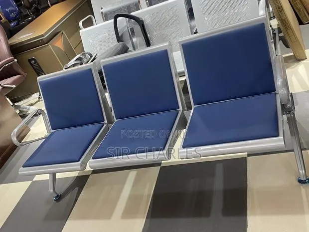 Leather 3 in 1 Waiting Chair · Photo 1