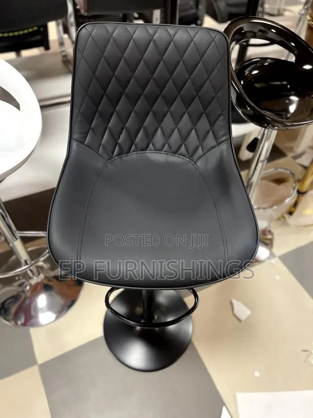 Bar Chair. · Photo 1