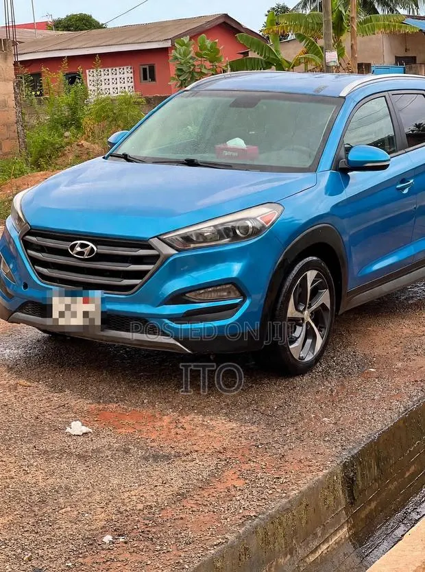 Hyundai Tucson 2016 Blue · Photo 1