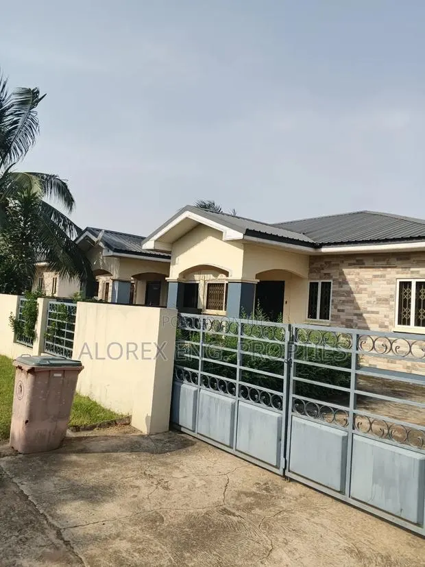 2bdrm House in Self Compound, Oyarifa for rent · Photo 1