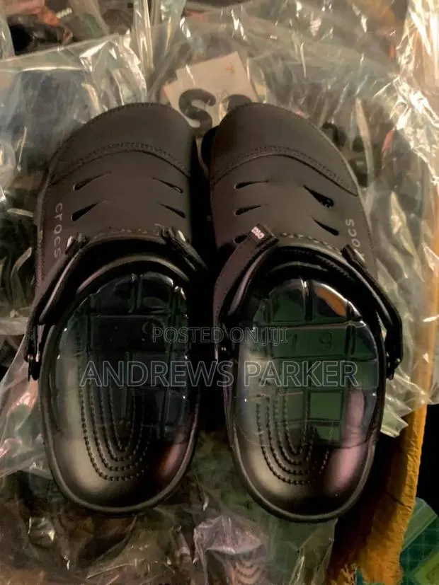 Crocs (Yukon) · Photo 1