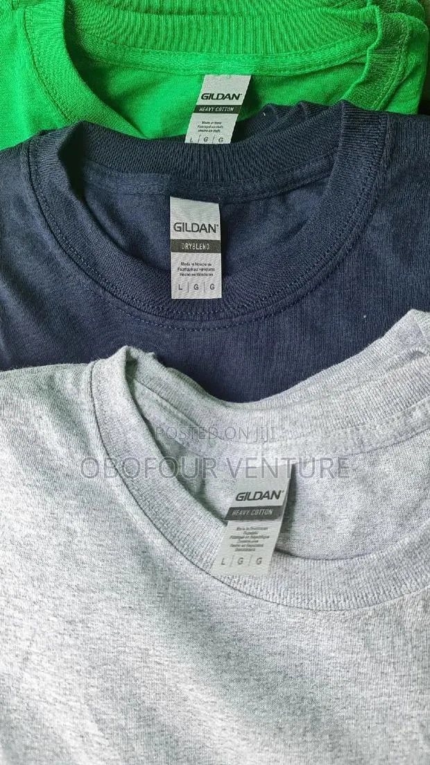 Original Gildan Plain T-Shirts From USA . ° · Photo 1