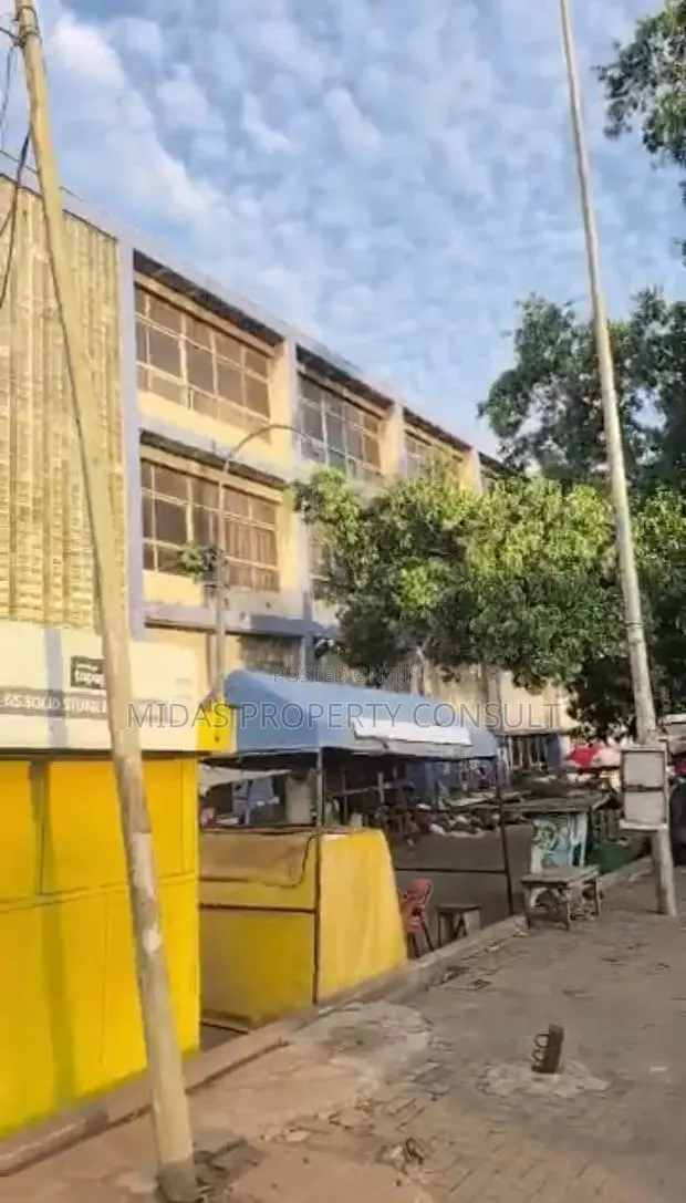 Adabraka 0.27 Acres Land for J.V Modern Offices · Photo 4