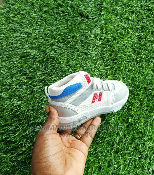 Kids Gucci Sneakers · Photo 1