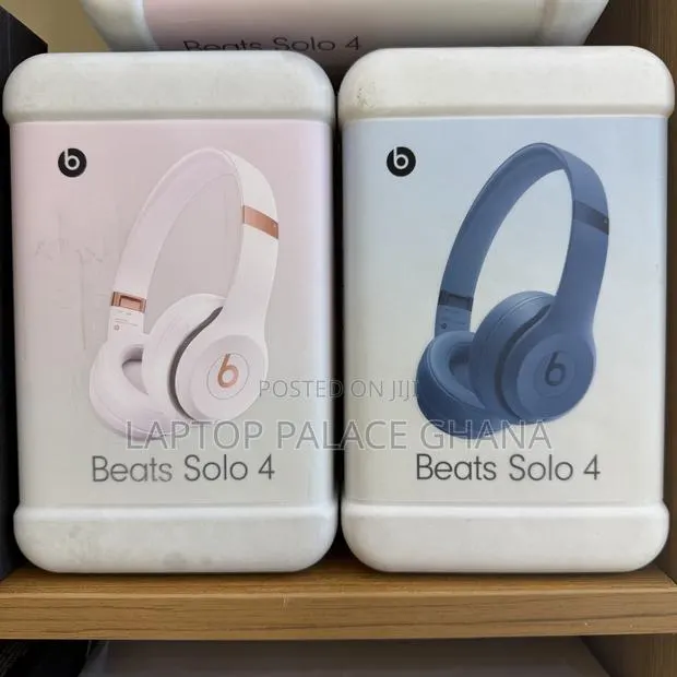 Beats Solo 4 - Wireless Bluetooth on-Ear Headphones · Photo 1