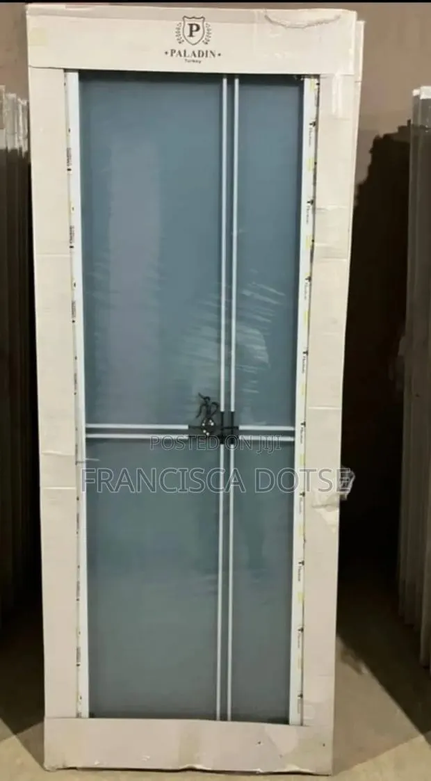 Outside Open Bathroom Glass Door · Photo 1