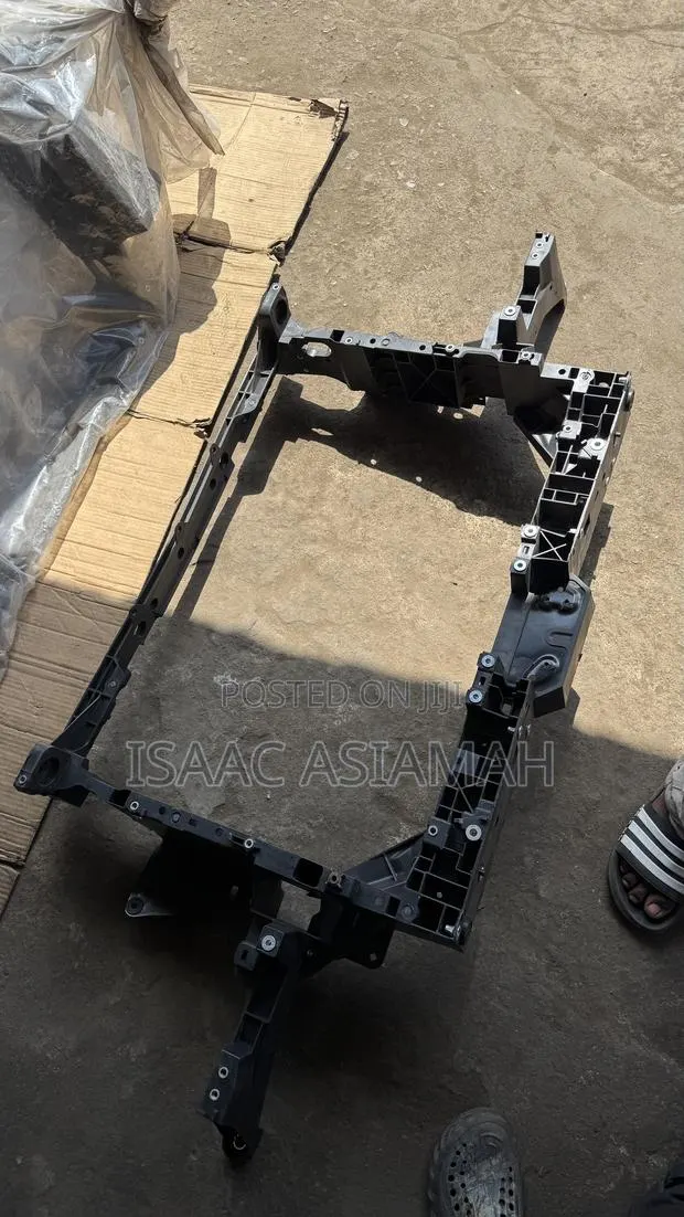 Honda CRV 2023,2024,2025 Radiator Support · Photo 1