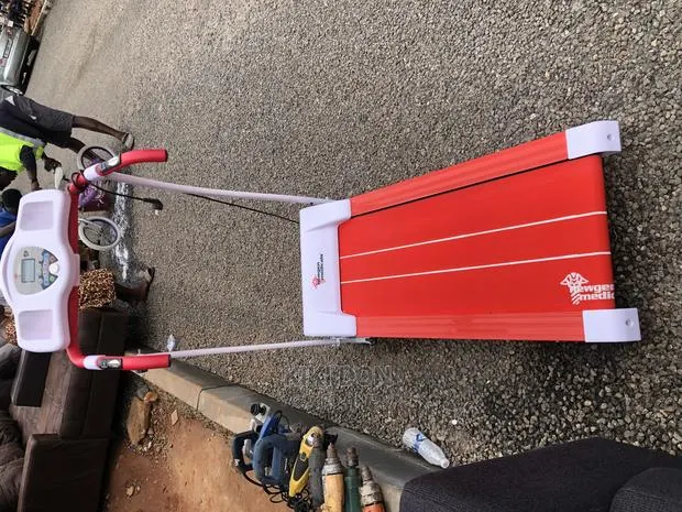 Original Electric Treadmill · Photo 1