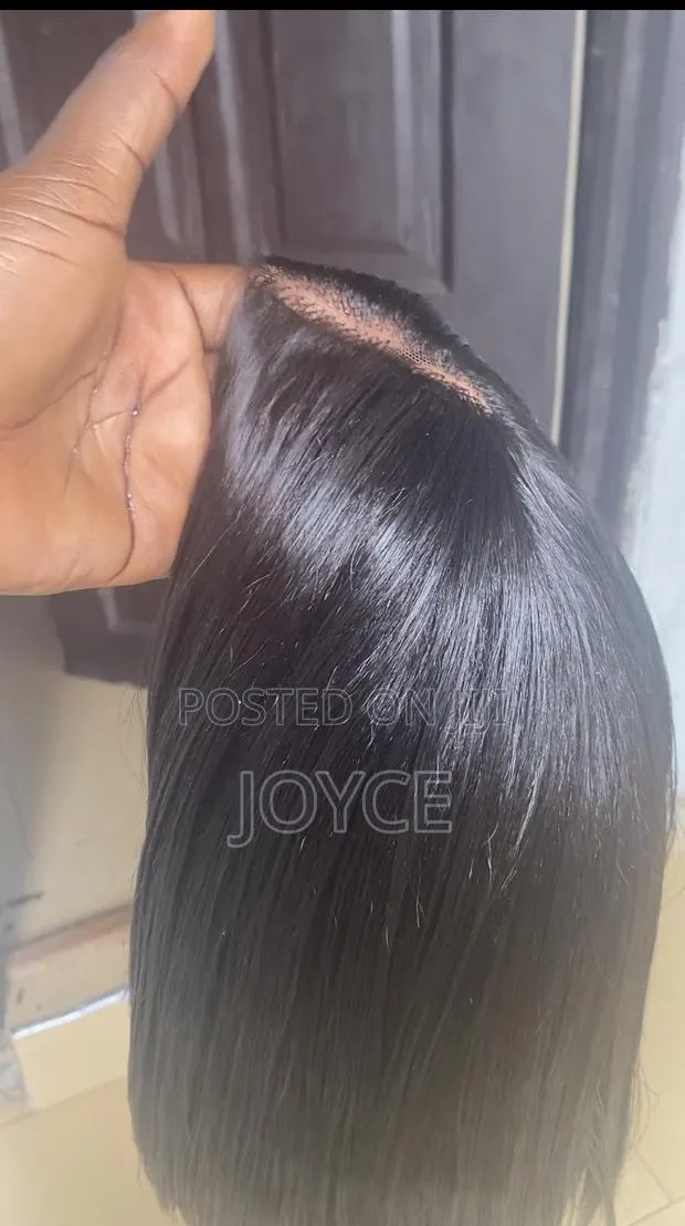 Zavara Luxe Wigs — Short Straight Bob Wig 10Inch · Photo 1