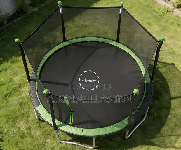 14ft Large Trampoline · Photo 2