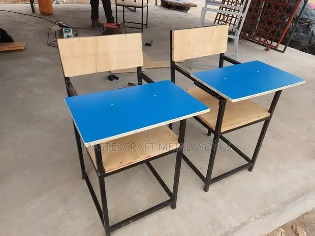 Student Desk · Photo 1