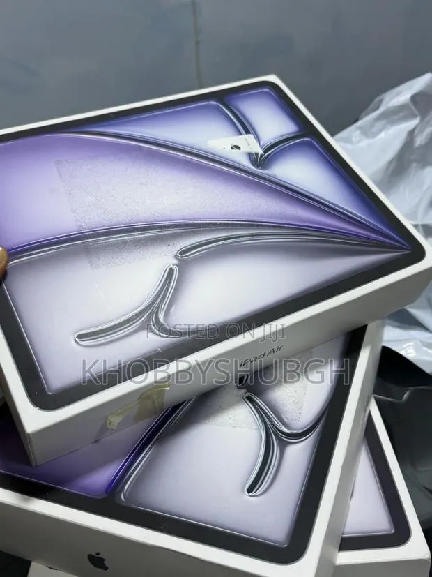 New Apple iPad Air 13 (2026) 256 GB Gray · Photo 1