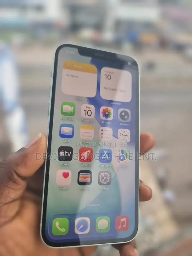 Apple iPhone 12 128 GB Green · Photo 1