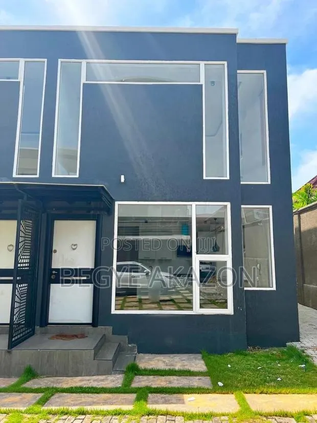 2bdrm Duplex in Tsaaddo, Tseaddo for rent · Photo 1