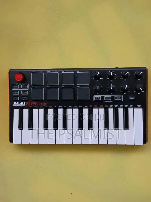 Akai Professional MPK Mini Controller USB · Photo 1