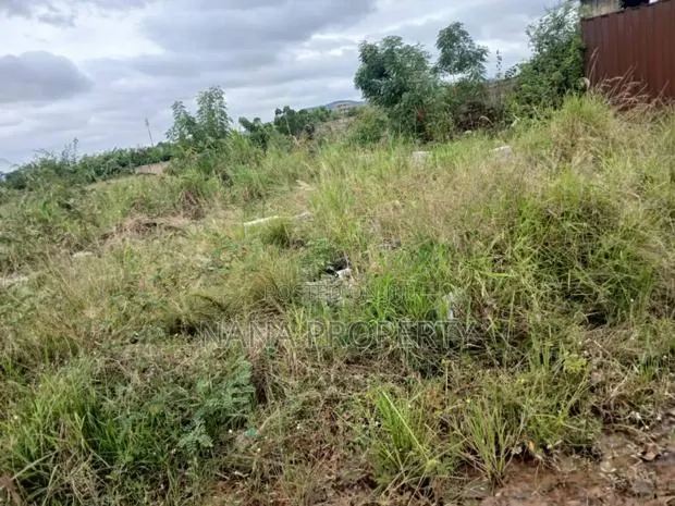 Five Plots of Land for Sale Located at Dowdowa Road Mensah Bar Beauty · Photo 1
