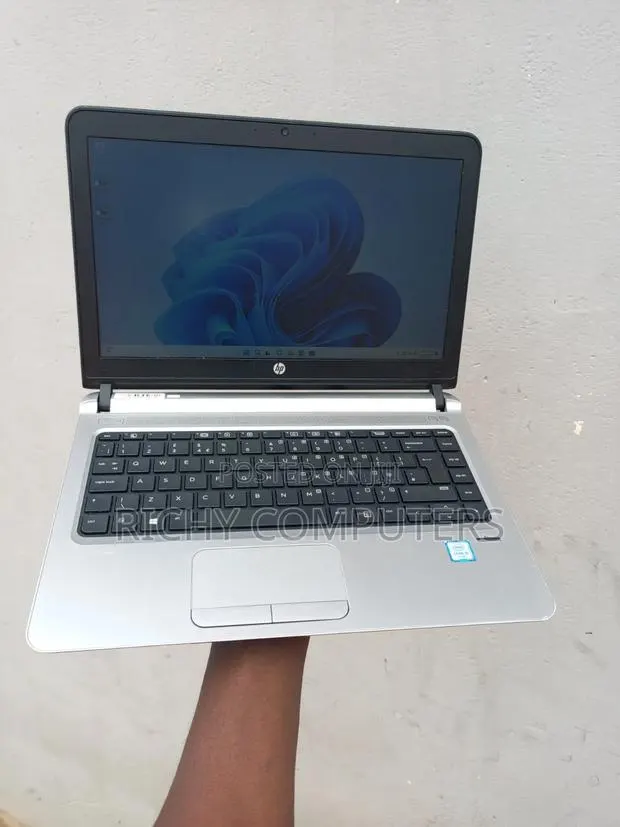 Laptop HP ProBook 430 G3 8GB Intel Core i5 HDD 500GB · Photo 1