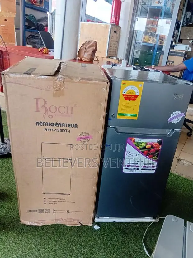 Roch Top Freezer Refrigerator 112l – Ideal for Home Office 112l · Photo 1