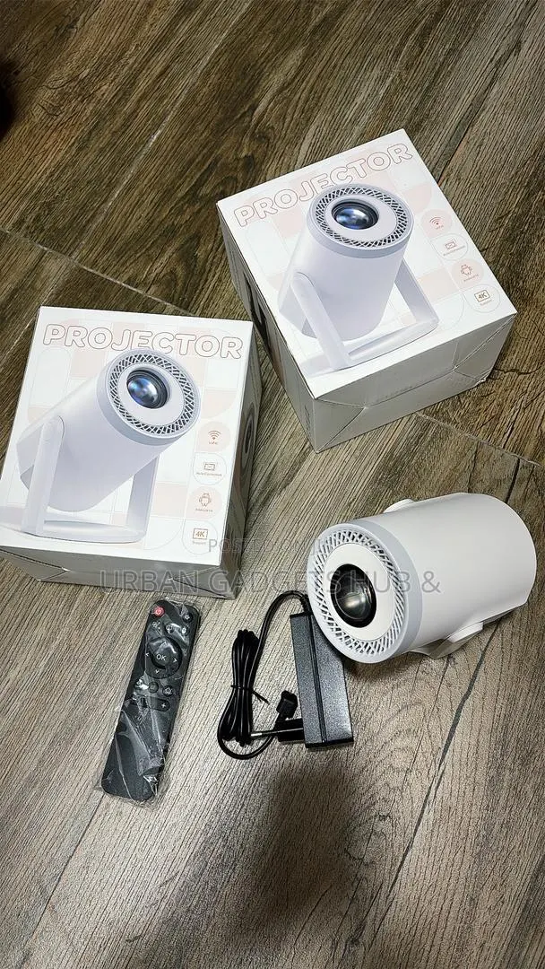 Ultra Hd Portable Projector · Photo 1