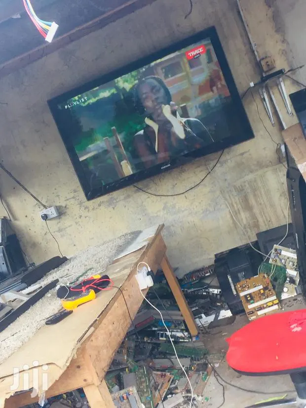 Abu Sony Electronic Engineering: TV Repair? No Problem!. · Photo 1