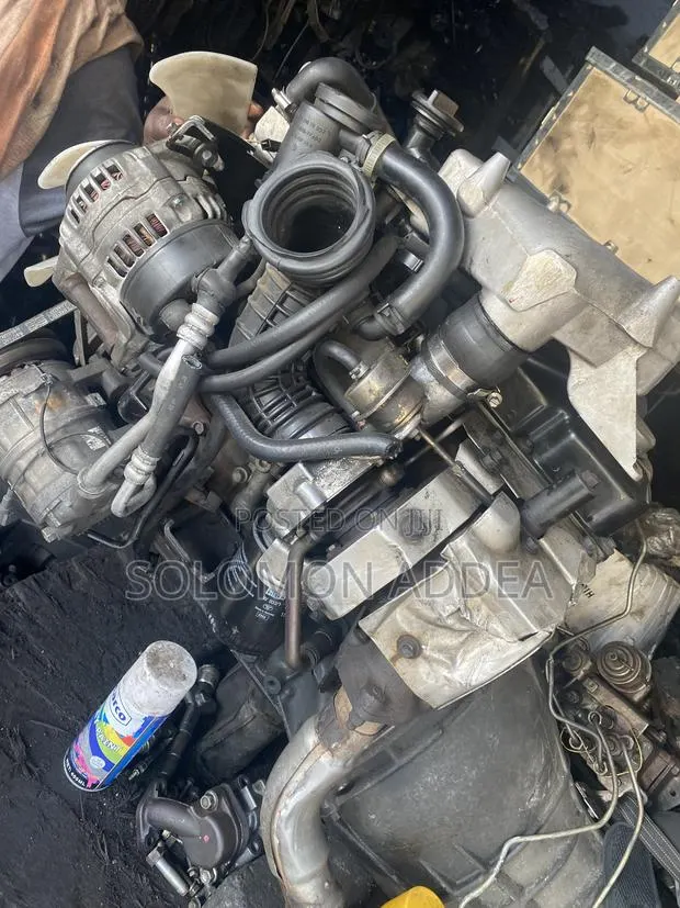 Nissan Hardbody Complete Engine With Gear · Photo 1