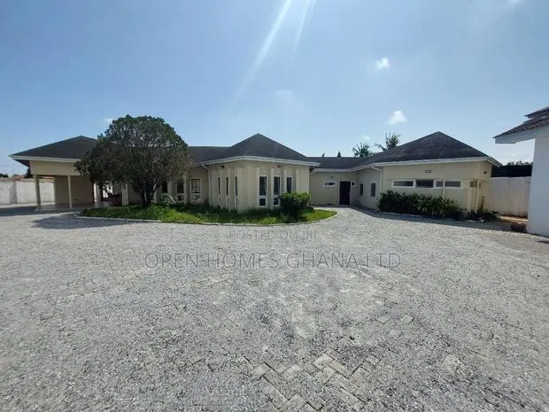 8bdrm House in Ghana Link Area for rent · Photo 1