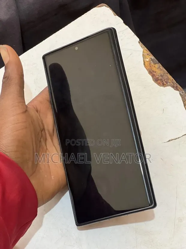 Samsung Galaxy Note 10 Plus 5G 256 GB Black · Photo 1