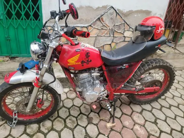 Honda 2020 Red · Photo 1