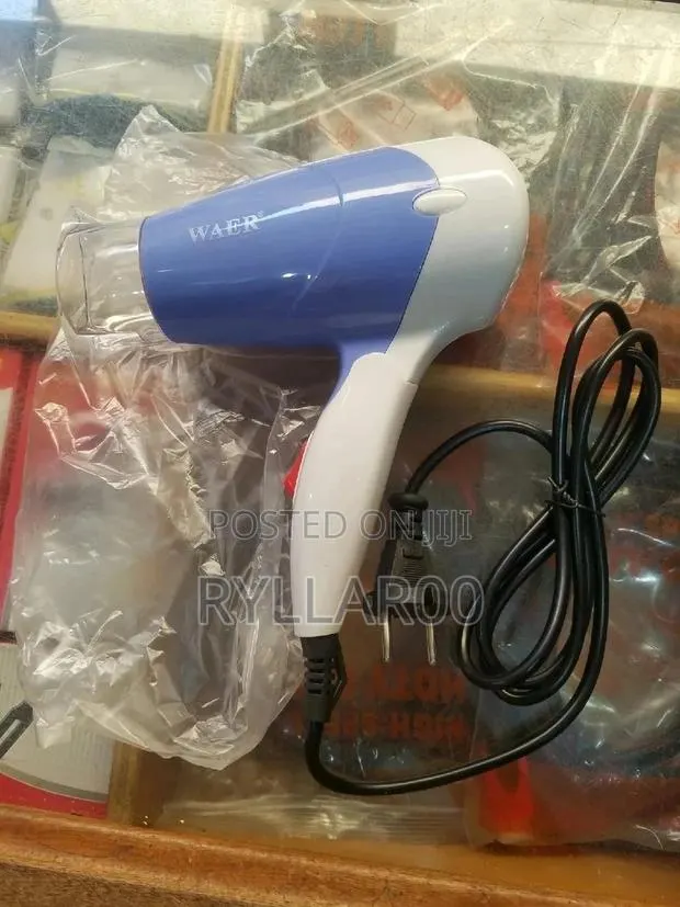 Waer Professional Hair Dryer · Photo 1