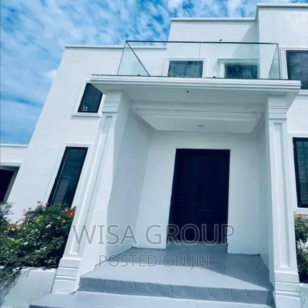 4bdrm Duplex in Wisa Groups, Accra Metropolitan for sale · Photo 1