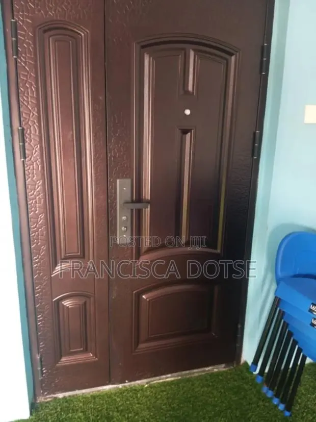 Affordable and Durable China Door · Photo 1