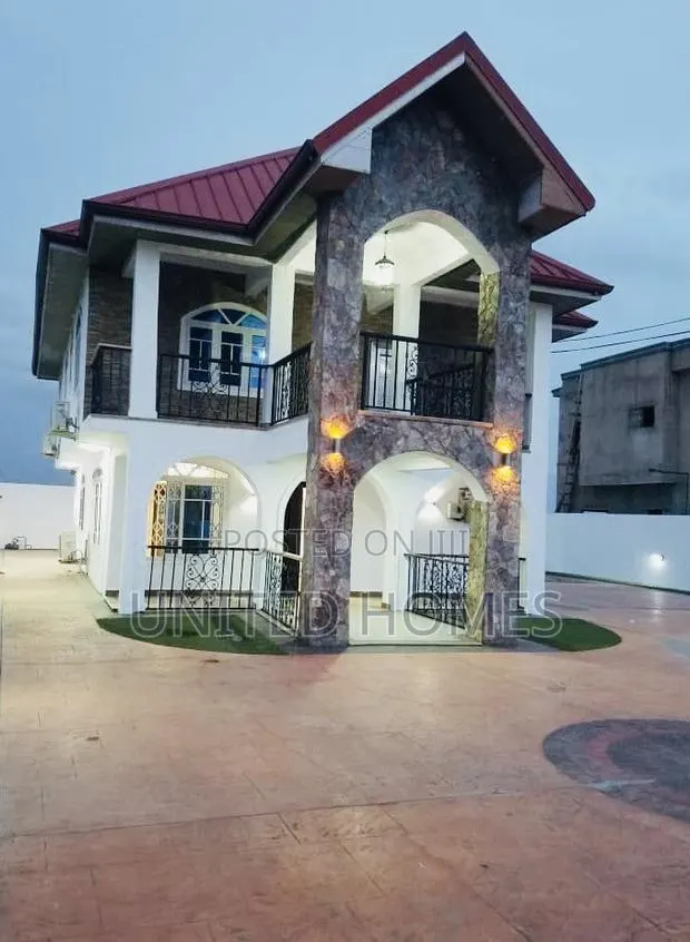 4bdrm House in East Legon for rent · Photo 1