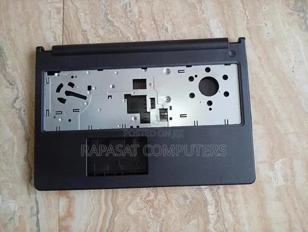 Dell 15-3000 3558 Cd Black Housing · Photo 1