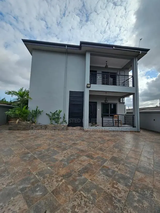 4bdrm Duplex in Hometrust Properties, Madina for sale · Photo 1