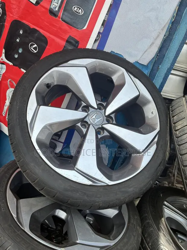 Front RIM Honda Accord /Civic 2016-2017-2018-2020 · Photo 1