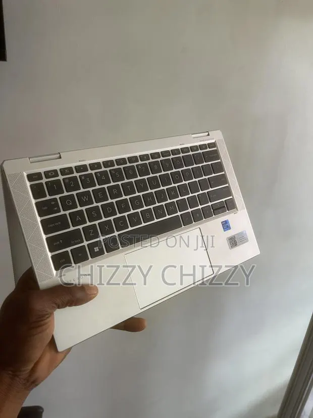Laptop HP EliteBook x360 1030 G8 16GB Intel Core i7 SSD 512GB · Photo 1