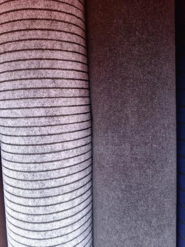 Thick Gray Carpets · Photo 1